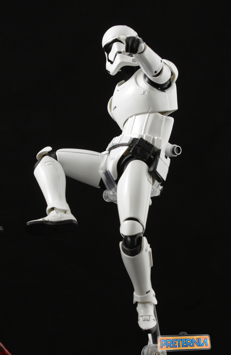 https://www.preternia.com/2015/12/s-h-figuarts-star-wars-first-order-stormtrooper-review/img_6662/